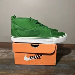 Nike Toki ND